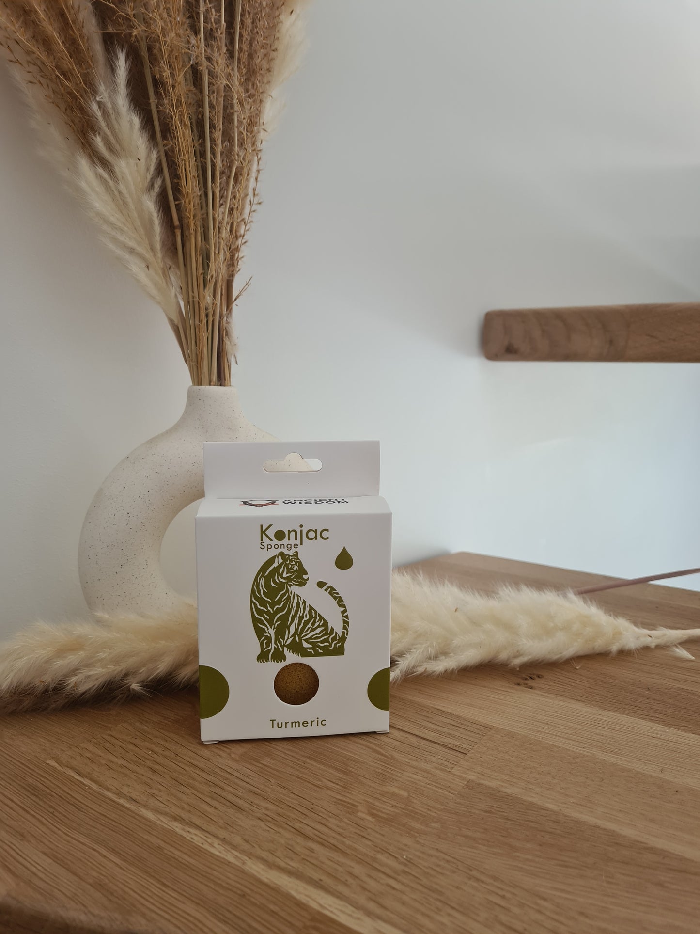 Eponge de Konjac Curcuma