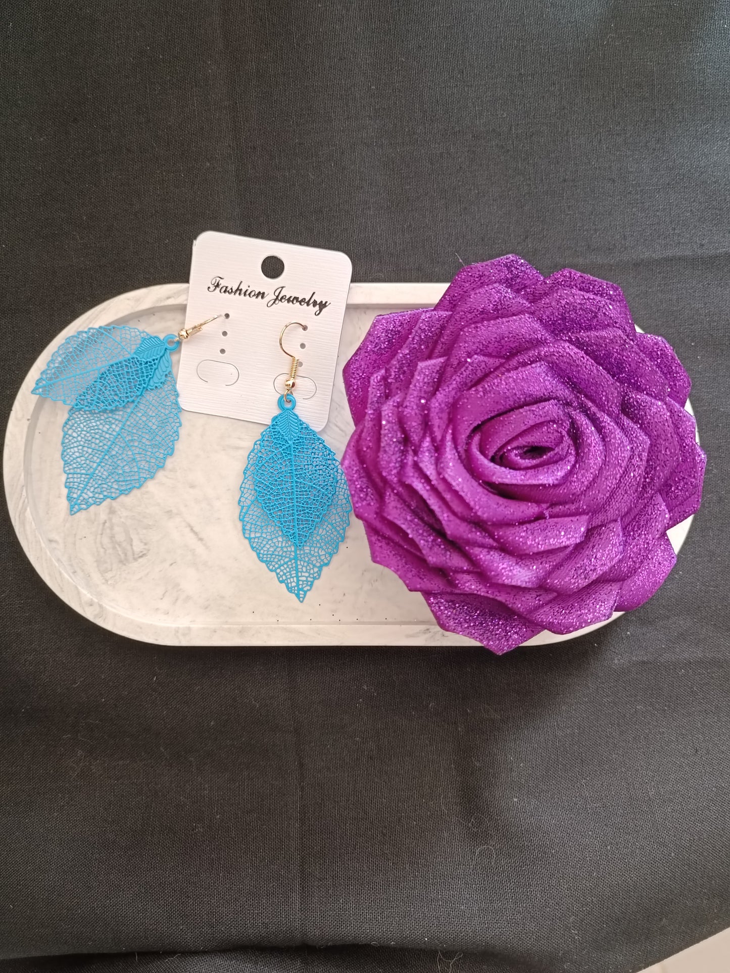 Boucles D'Oreilles PLUME BLEUE