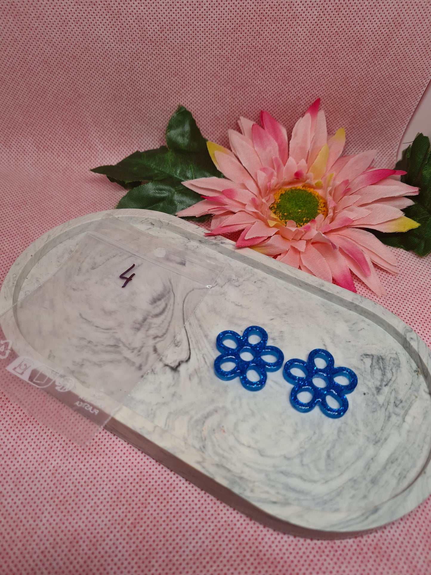 Boucles d'oreilles en résine