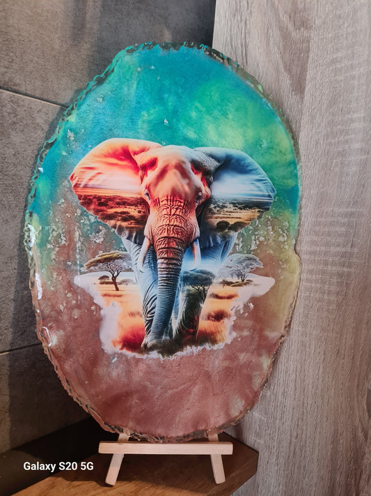 Plateau avec relief sur les côtés