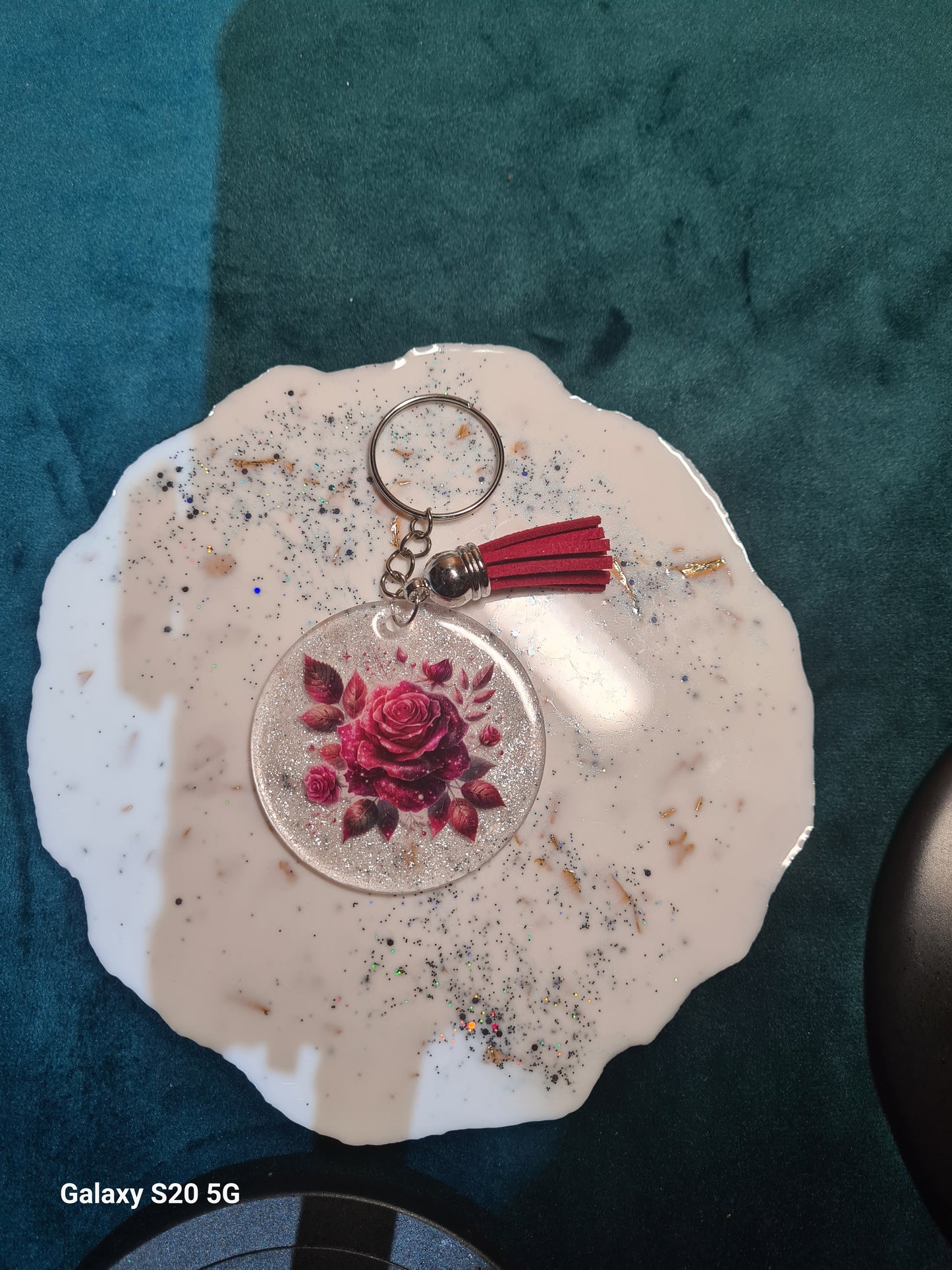 Porte clés plexiglas et résine époxy