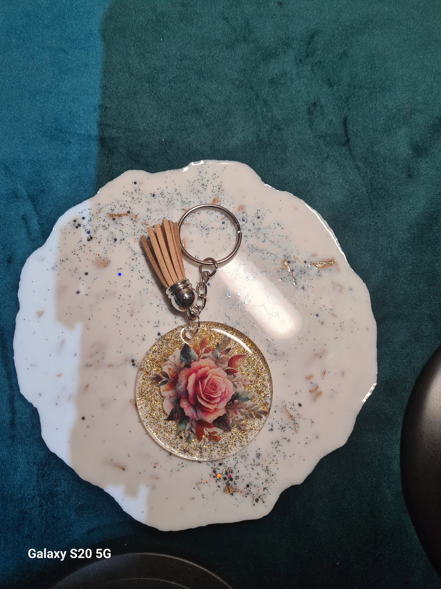 Porte clés plexiglas et résine époxy